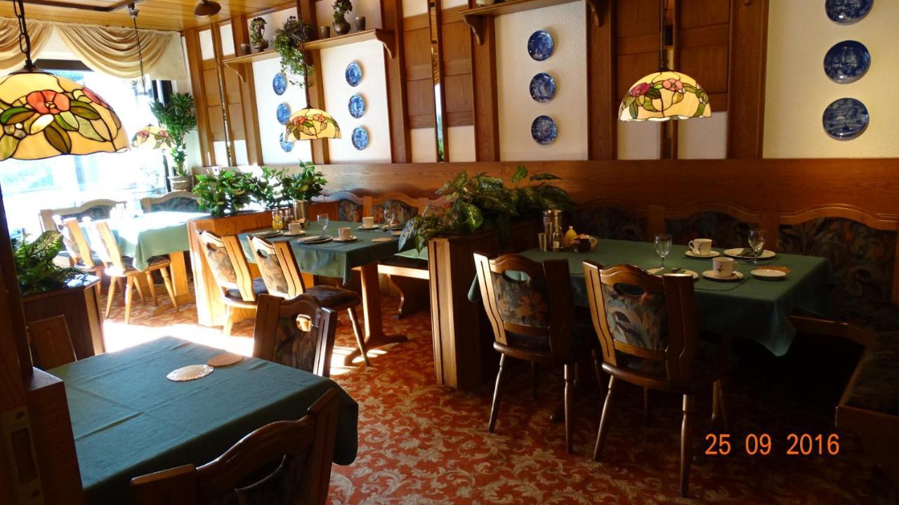 Bed & Breakfast Hotel Helga Hein Дюселдорф Екстериор снимка